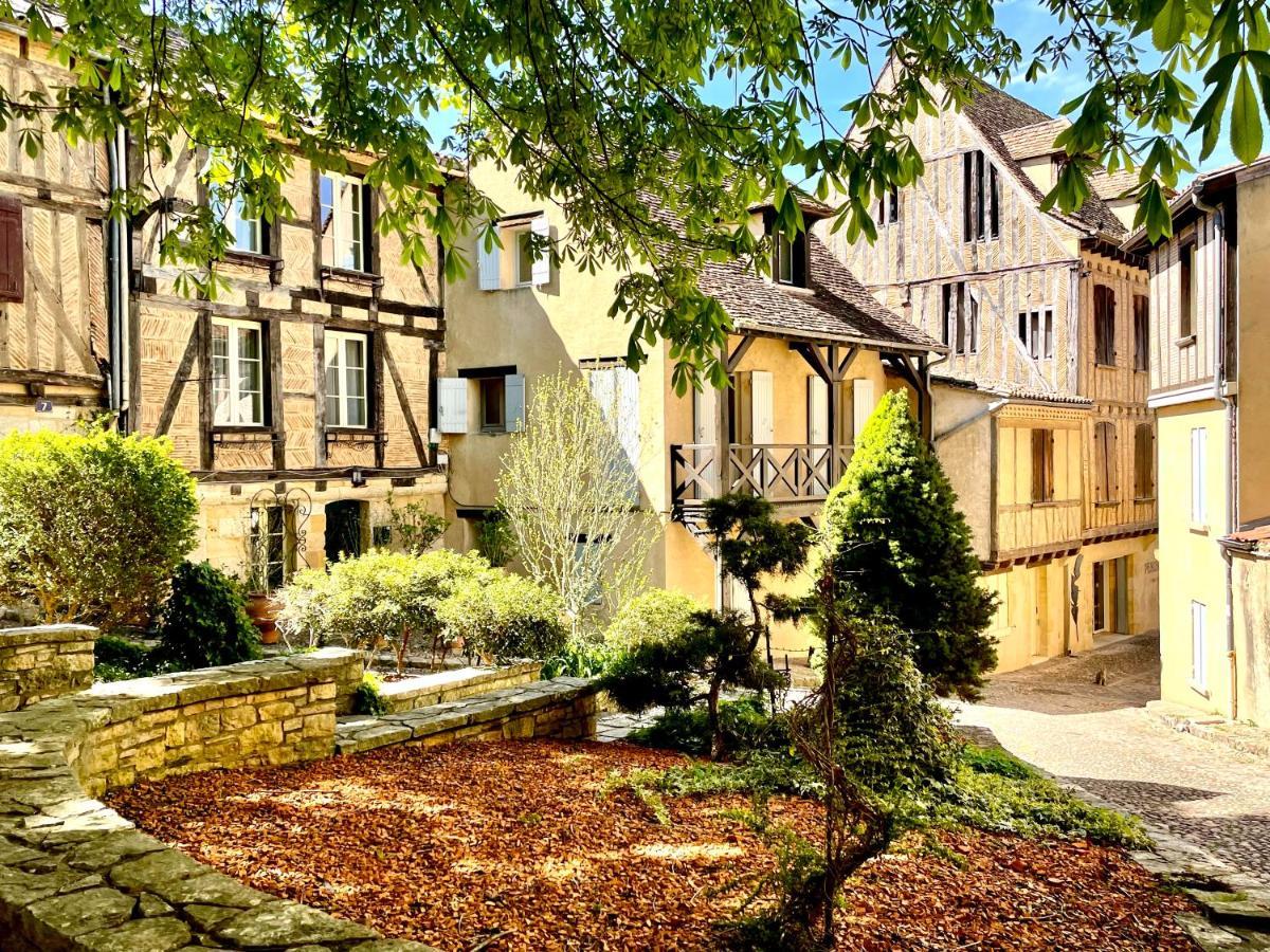 Le Logis Plantagenet Bed & Breakfast Bergerac Dış mekan fotoğraf
