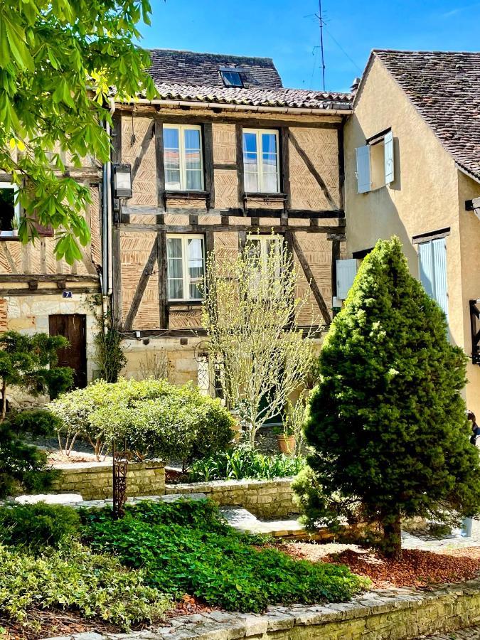 Le Logis Plantagenet Bed & Breakfast Bergerac Dış mekan fotoğraf
